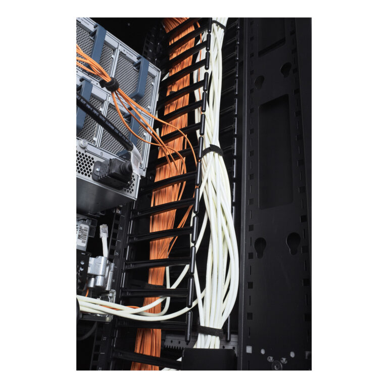 APC AR7585 — vue du produit 2